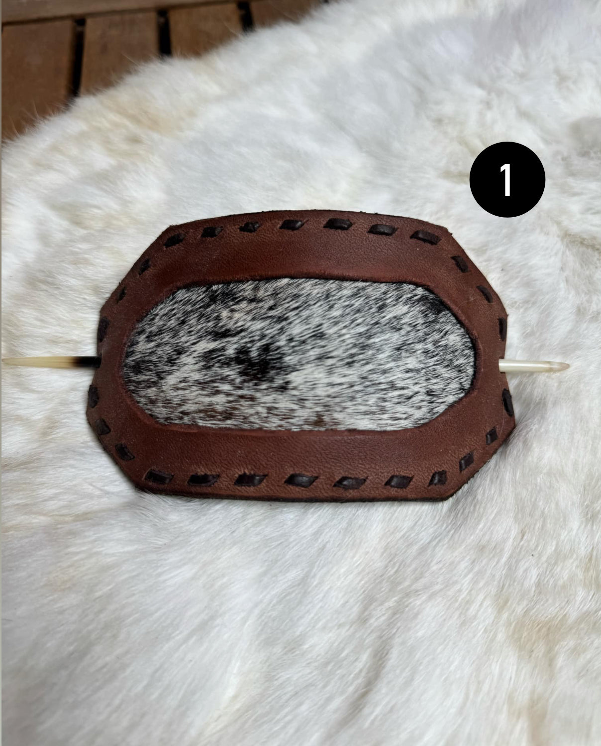 Vargparla Stick Barrettes
