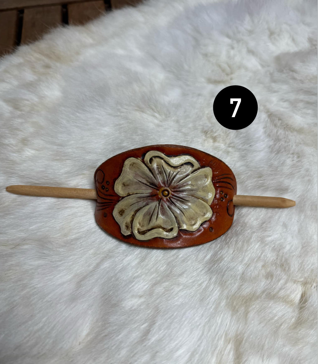 Vargparla Stick Barrettes