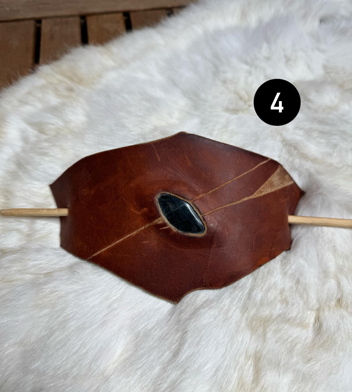 Vargparla Stick Barrettes