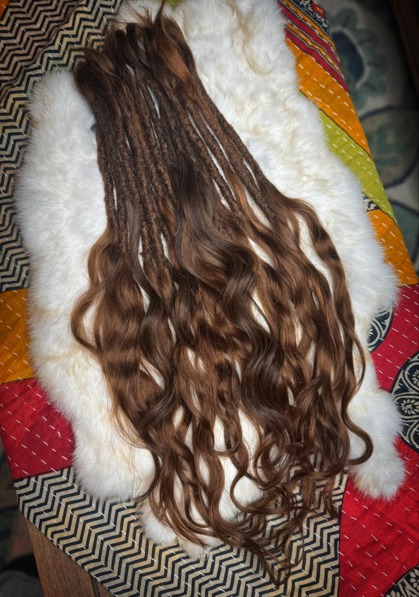 Extensions (21) - human hair continuous & weft-in